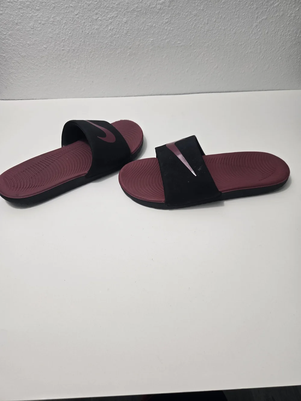 Kids Nike Maroon & Black Slide Sandals - Size 6Y